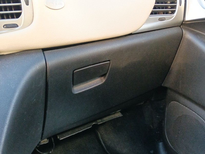 Recambio de guantera para lancia ypsilon (843_) 1.3 d multijet (843.axe11, 843.axe1a) referencia OEM IAM   