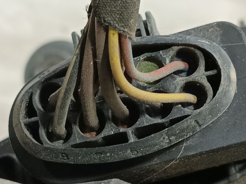 Recambio de faro izquierdo para volkswagen touran (1t1, 1t2) 1.9 tdi referencia OEM IAM 1T0941005R / 1T0941005P / 2K0941005D  