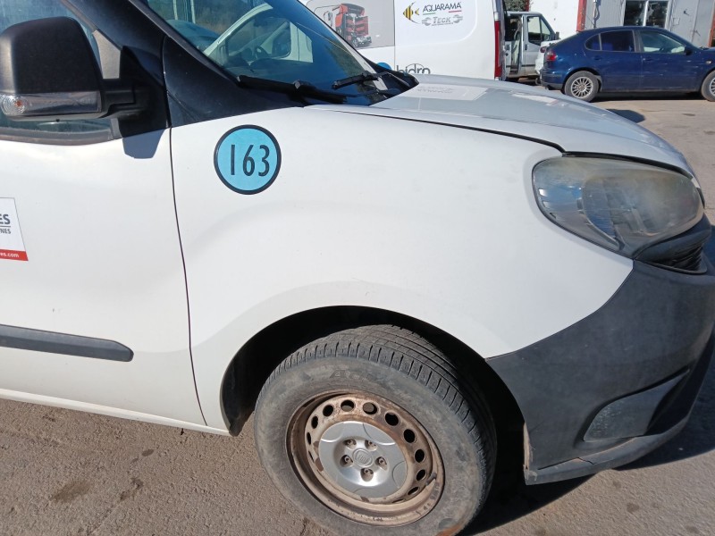 Recambio de aleta delantera derecha para fiat doblo autobús (263_) 1.3 d multijet (263axc1a) referencia OEM IAM 0000051822254  
