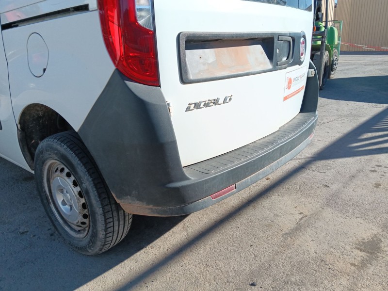 Recambio de paragolpes trasero para fiat doblo autobús (263_) 1.3 d multijet (263axc1a) referencia OEM IAM 0000735497862  