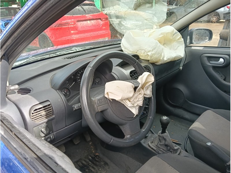 opel corsa c (x01) del año 2005