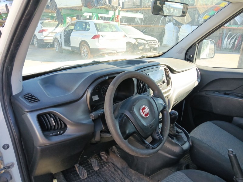 Recambio de salpicadero para fiat doblo autobús (263_) 1.3 d multijet (263axc1a) referencia OEM IAM 0000735518766  