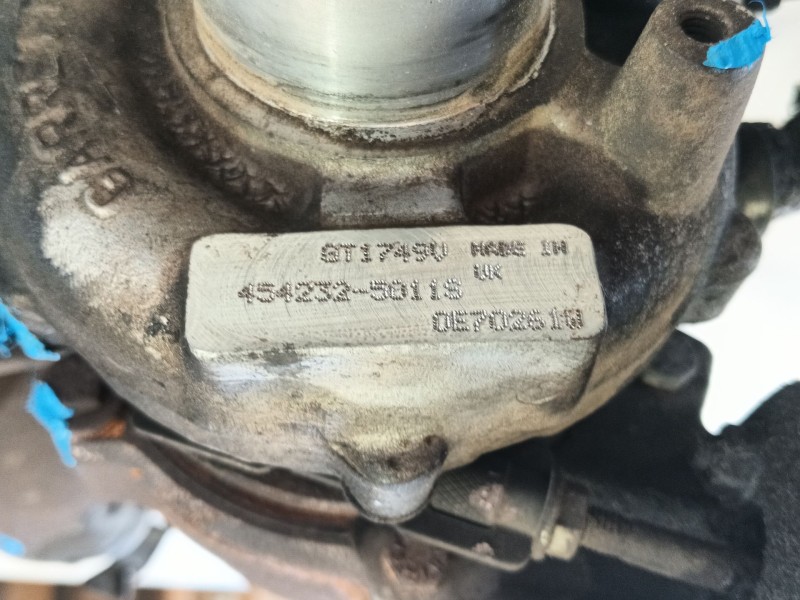 Recambio de turbocompresor para volkswagen golf iv (1j1) 1.9 tdi referencia OEM IAM 03G253014R / 03G253014RX  