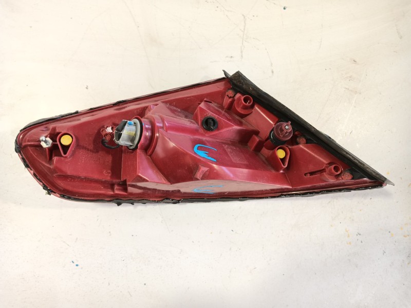 Recambio de piloto trasero derecho para peugeot 307 cc (3b) 1.6 16v referencia OEM IAM 6351X4  