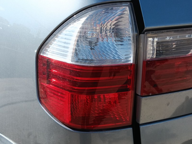 Recambio de piloto trasero izquierdo para bmw x3 (e83) 2.0 d referencia OEM IAM 63216990169  