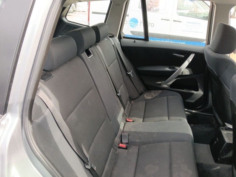 Recambio de asientos traseros para bmw x3 (e83) 2.0 d referencia OEM IAM   