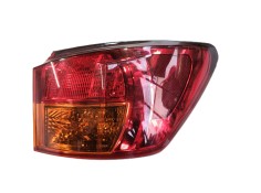 Recambio de piloto trasero derecho para lexus is ii (_e2_) 220d (ale20) referencia OEM IAM   