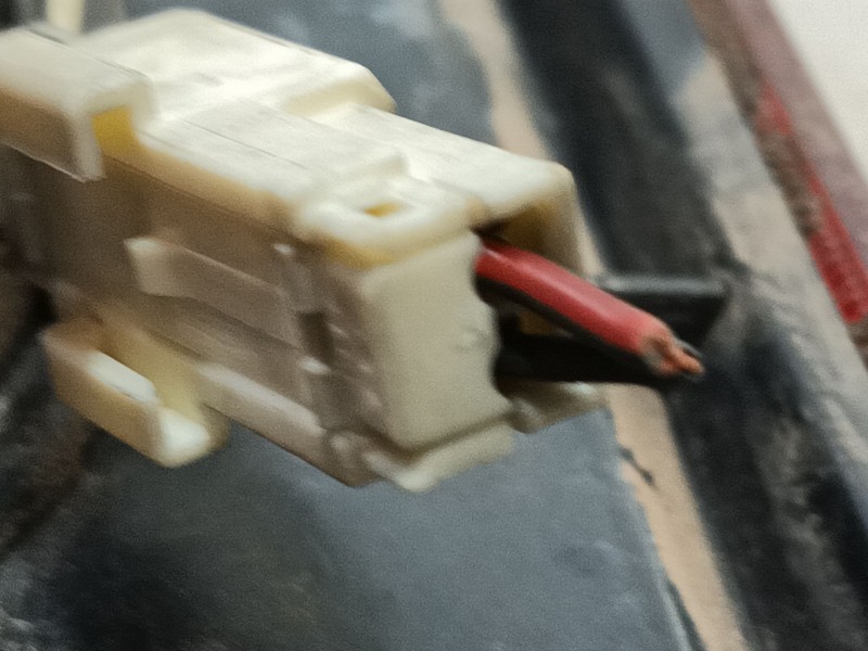 Recambio de piloto trasero derecho interior para ssangyong rodius i 2.7 xdi referencia OEM IAM 8360221202  