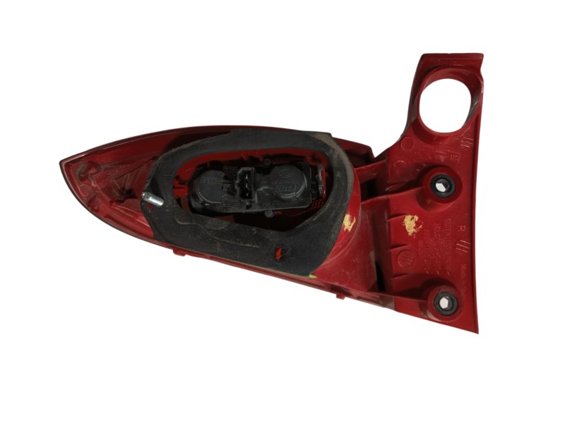 Recambio de piloto trasero derecho para seat leon (1p1) 1.6 referencia OEM IAM 1P0945112C 98205200 