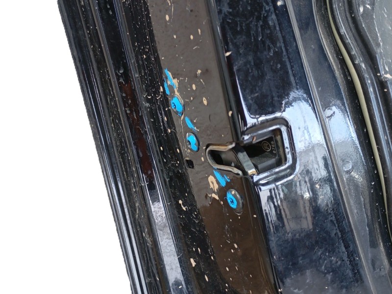 Recambio de puerta delantera izquierda para volvo v40 hatchback (525) d2 referencia OEM IAM   