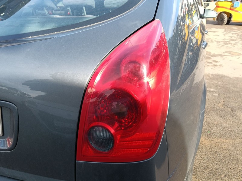 Recambio de piloto trasero derecho para nissan primera hatchback (p12) 1.9 dci referencia OEM IAM   