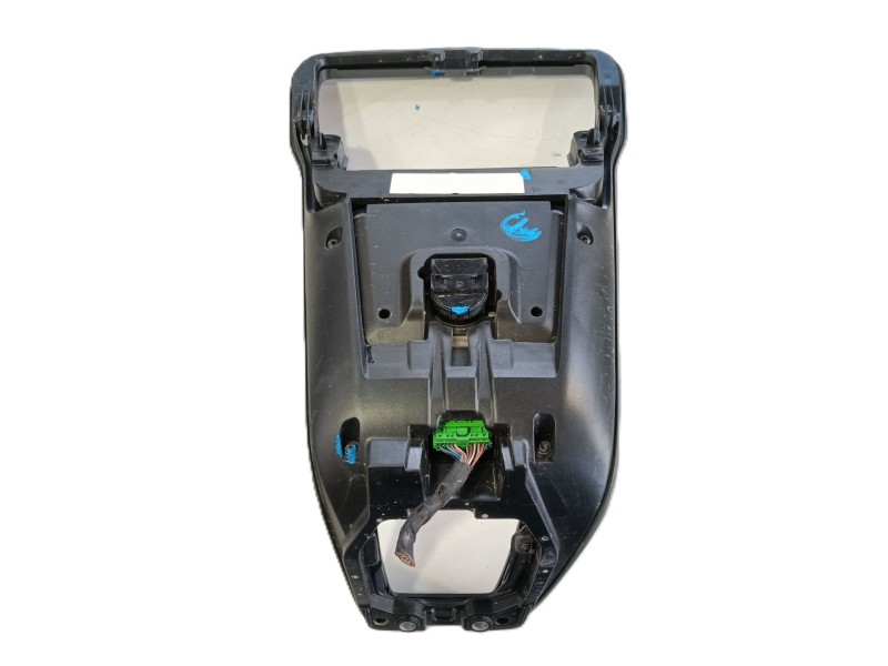 Recambio de consola central para volvo v40 hatchback (525) d2 referencia OEM IAM   