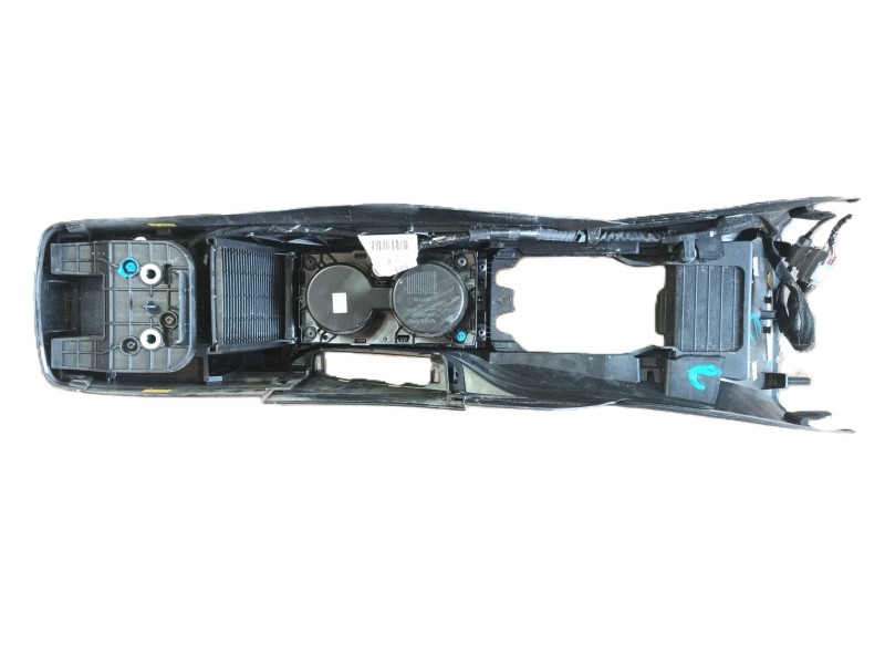 Recambio de apoyabrazos central para volvo v40 hatchback (525) d2 referencia OEM IAM   