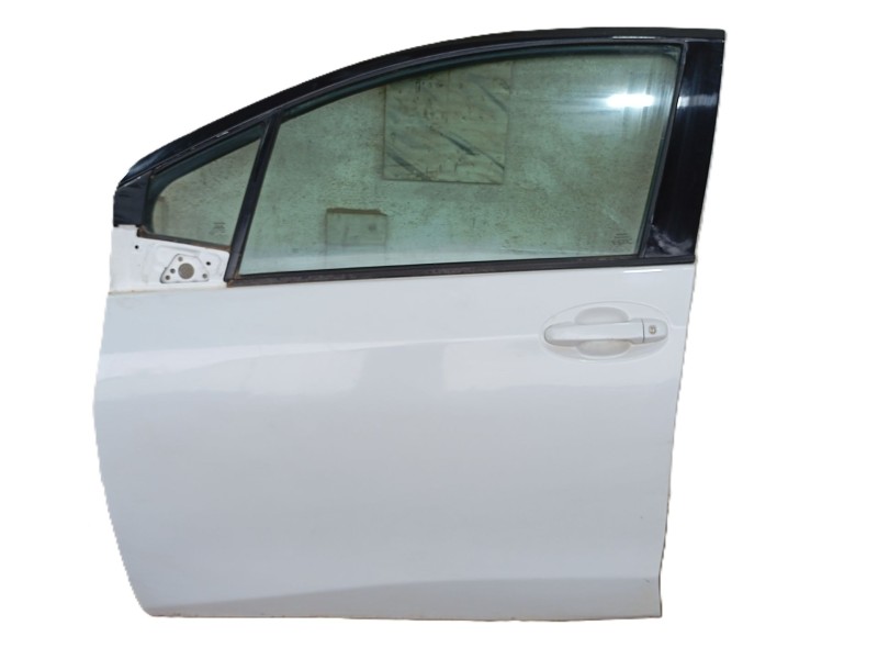 Recambio de puerta delantera izquierda para toyota yaris (_p13_) 1.5 hybrid (nhp130_) referencia OEM IAM   
