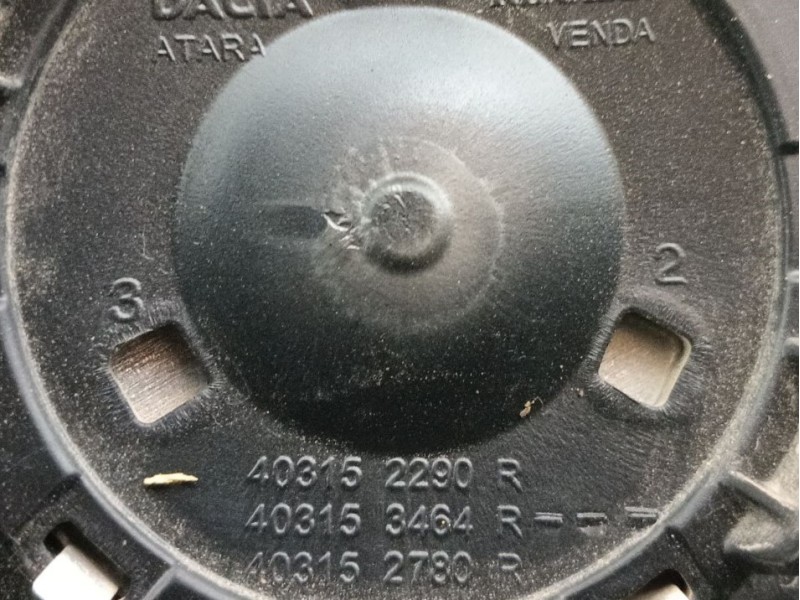 Recambio de tapacubos para dacia sandero iii 1.0 tce 90 referencia OEM IAM   