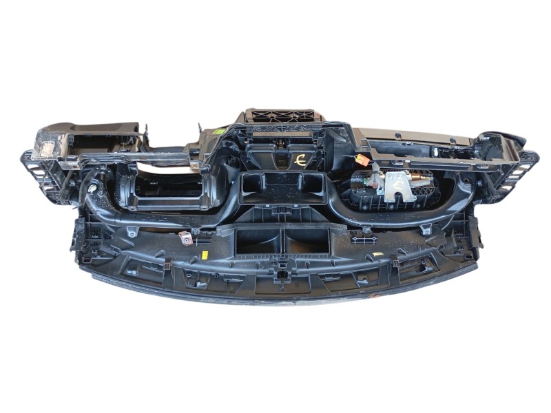 Recambio de salpicadero para volvo v40 hatchback (525) d2 referencia OEM IAM  31477354160890090 