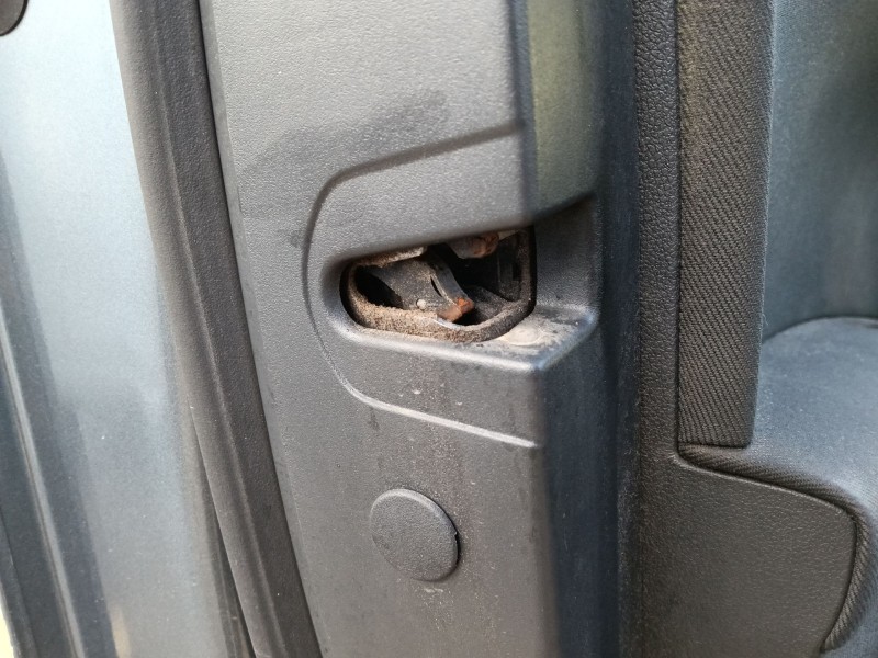 Recambio de cerradura puerta delantera izquierda para peugeot 508 i (8d_) 1.6 hdi referencia OEM IAM 9819263080  