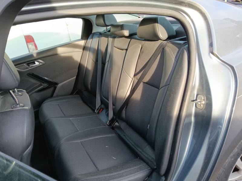 Recambio de asientos traseros para peugeot 508 i (8d_) 1.6 hdi referencia OEM IAM   