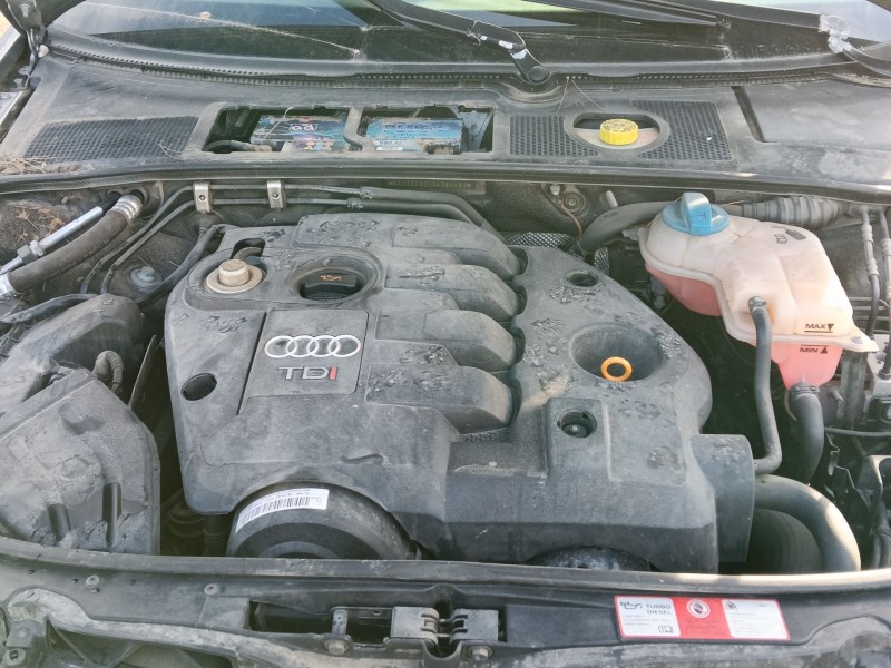 Recambio de despiece motor para audi a4 b6 (8e2) 1.9 tdi referencia OEM IAM   