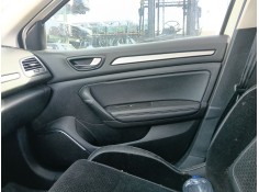 Recambio de guarnecido puerta delantera derecha para renault megane iv sedán (lva/m/n) 1.5 dci 110 referencia OEM IAM   