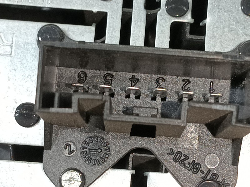 Recambio de piloto trasero derecho para bmw 5 (e39) 520 i referencia OEM IAM 63218363558  