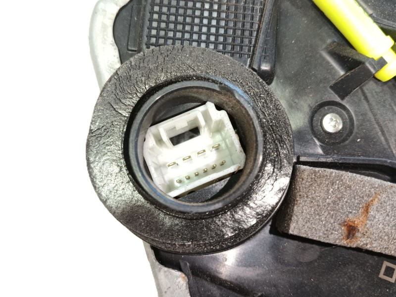 Recambio de cerradura puerta delantera izquierda para lexus nx (_z1_) 300h awd (ayz15) referencia OEM IAM 6904078010  