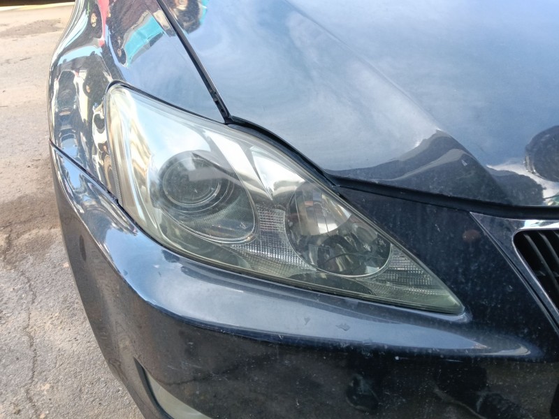 Recambio de faro derecho para lexus is ii (_e2_) 220d (ale20) referencia OEM IAM 8113053261  