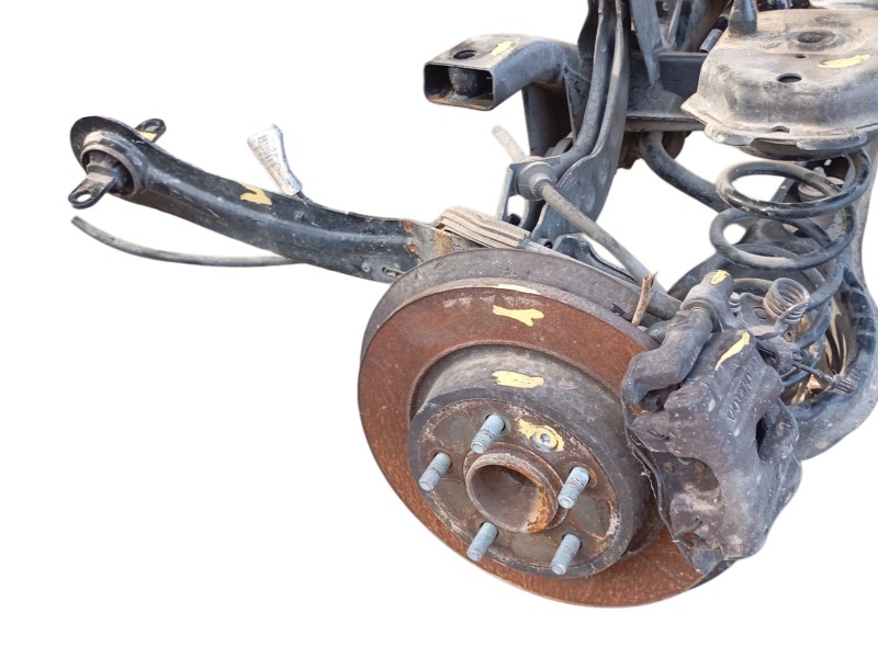 Recambio de puente trasero para volvo v40 hatchback (525) d2 referencia OEM IAM   