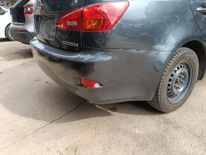 Recambio de paragolpes trasero para lexus is ii (_e2_) 220d (ale20) referencia OEM IAM 5215953927  
