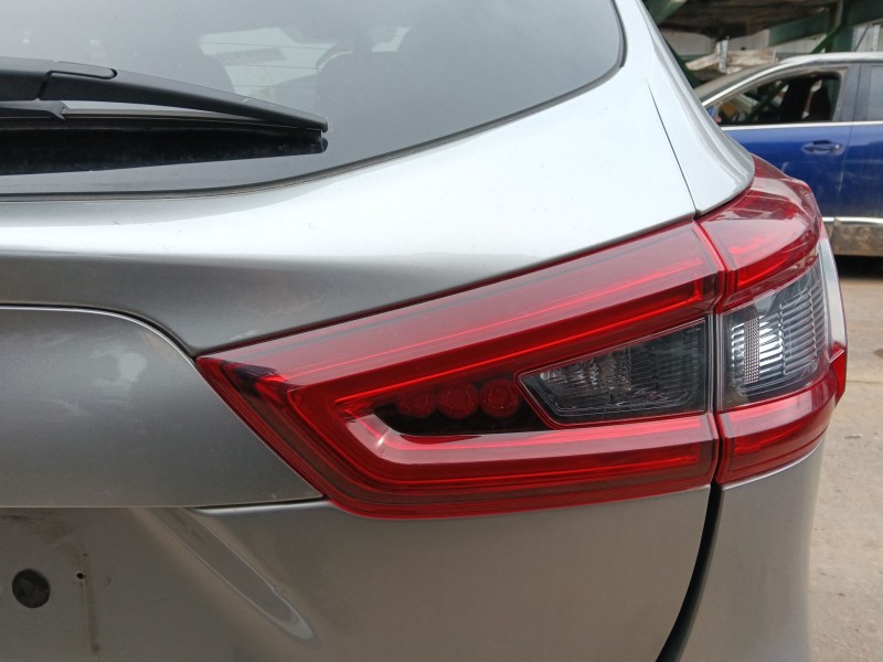 Recambio de piloto trasero derecho interior para nissan qashqai ii (j11, j11_) 1.3 dig-t referencia OEM IAM 265504EA6E  