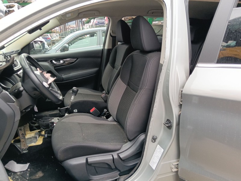 Recambio de asiento delantero izquierdo para nissan qashqai ii (j11, j11_) 1.3 dig-t referencia OEM IAM   