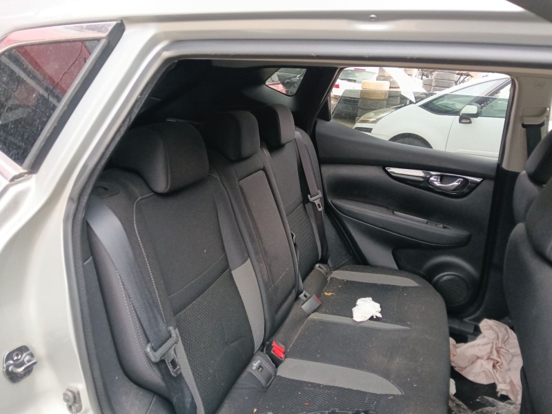 Recambio de cinturon seguridad trasero izquierdo para nissan qashqai ii (j11, j11_) 1.3 dig-t referencia OEM IAM 888444EA0A  