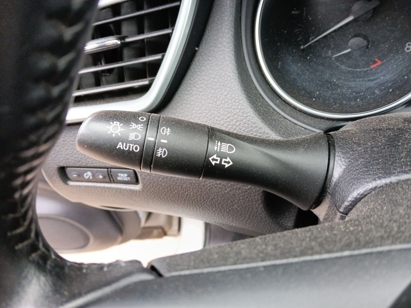 Recambio de mando intermitentes para nissan qashqai ii (j11, j11_) 1.3 dig-t referencia OEM IAM   