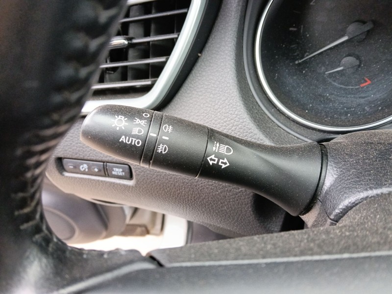 Recambio de mando luces para nissan qashqai ii (j11, j11_) 1.3 dig-t referencia OEM IAM   