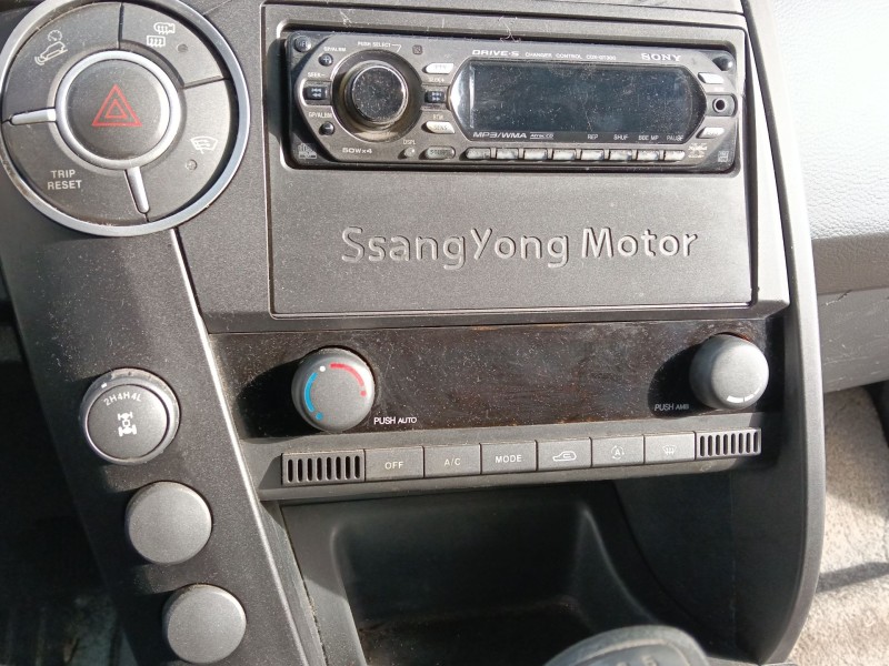 Recambio de mando calefaccion / aire acondicionado para ssangyong kyron 2.0 xdi referencia OEM IAM   