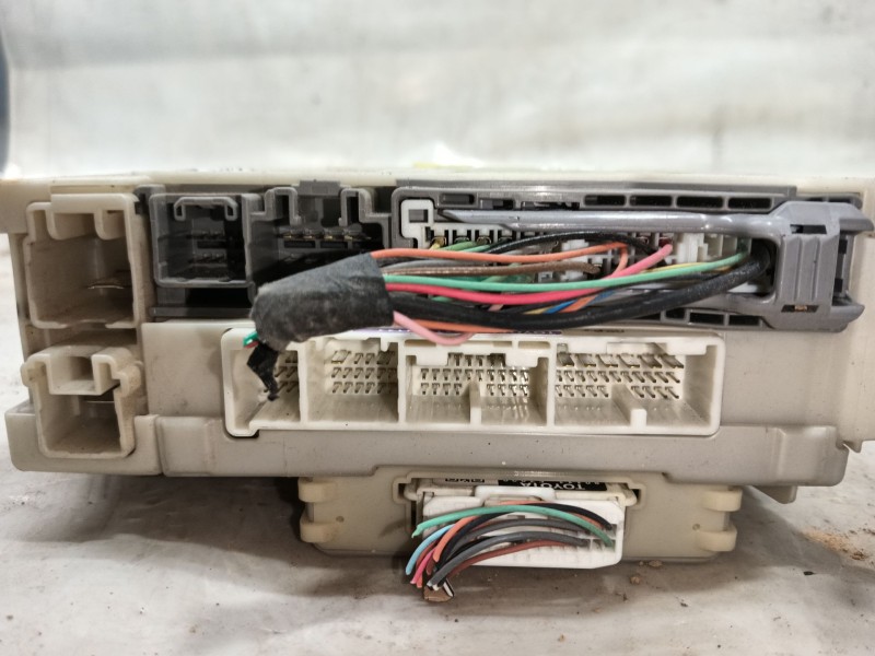 Recambio de modulo electronico para lexus is ii (_e2_) 220d (ale20) referencia OEM IAM   