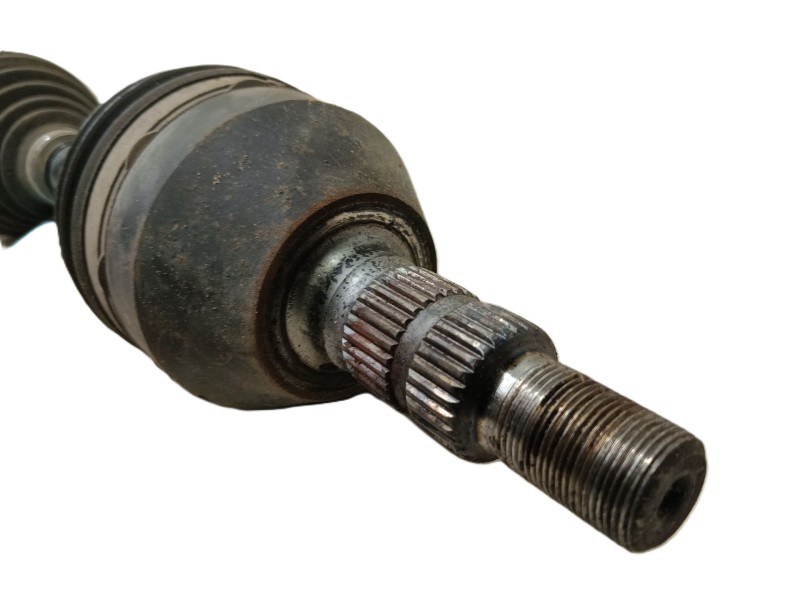 Recambio de transmision delantera izquierda para chevrolet cruze (j300) 2.0 cdi referencia OEM IAM 13306341  