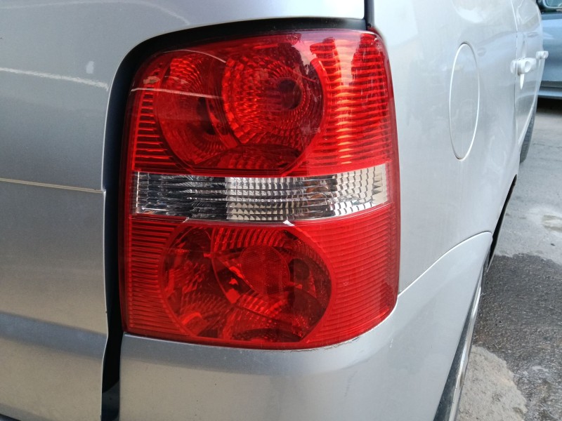 Recambio de piloto trasero derecho para volkswagen touran (1t1, 1t2) 1.6 referencia OEM IAM   