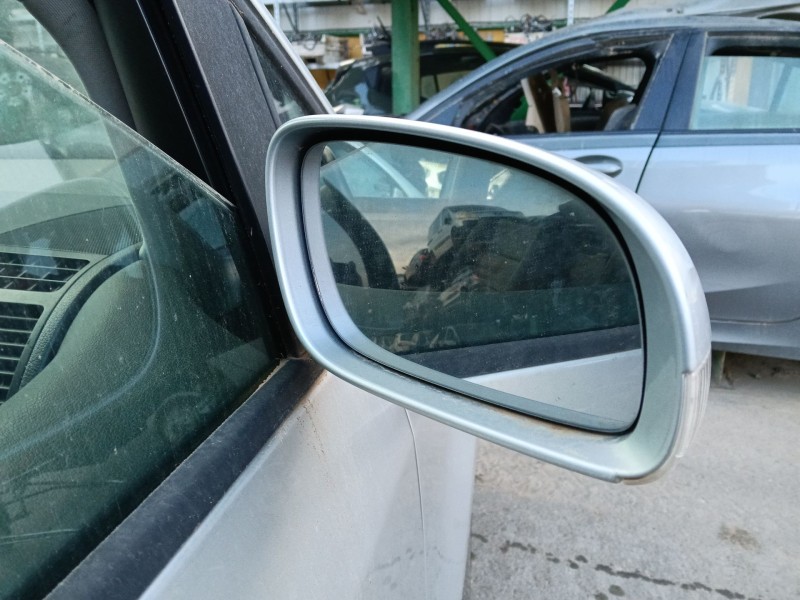 Recambio de retrovisor derecho para volkswagen touran (1t1, 1t2) 1.6 referencia OEM IAM   
