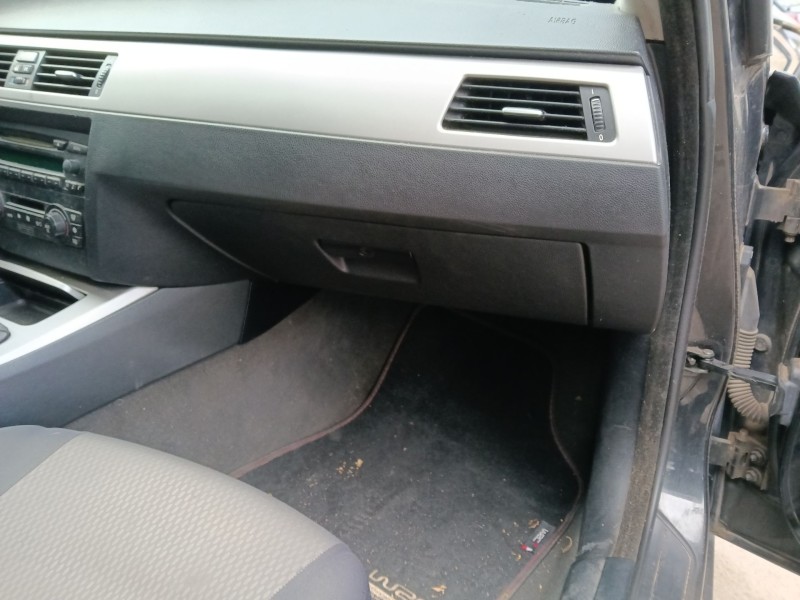 Recambio de guantera para bmw 3 (e90) 320 d referencia OEM IAM   