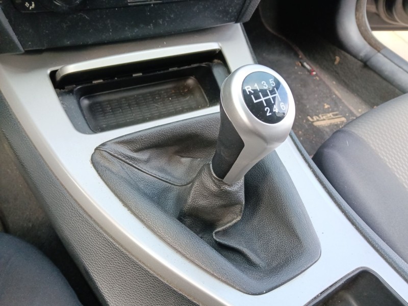 Recambio de pomo palanca cambio para bmw 3 (e90) 320 d referencia OEM IAM   