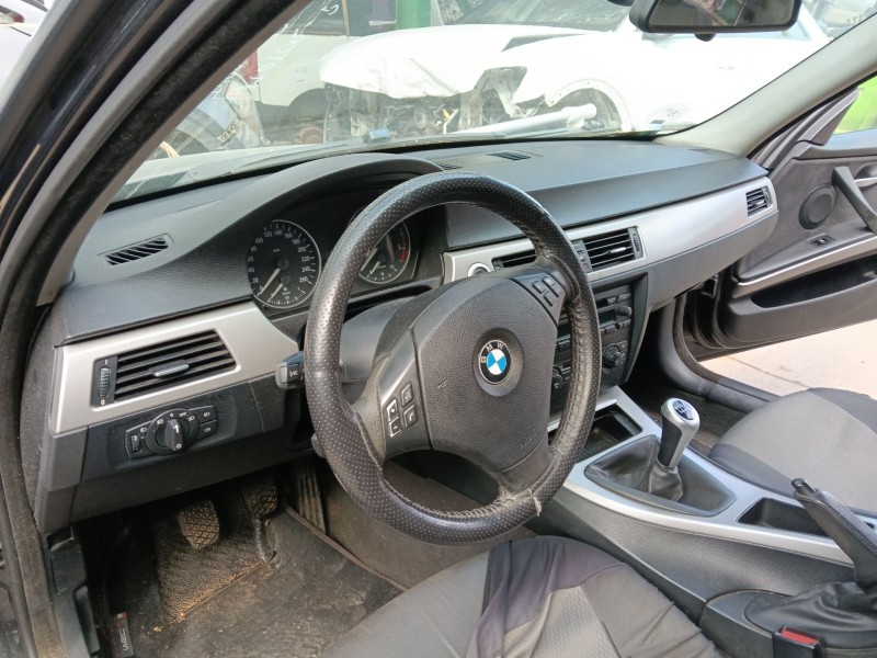 Recambio de salpicadero para bmw 3 (e90) 320 d referencia OEM IAM   