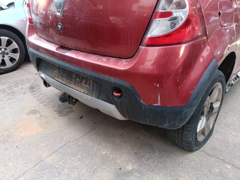 Recambio de paragolpes trasero para dacia sandero (bs_) 1.6 mpi 85 (bs03) referencia OEM IAM 850226615R  