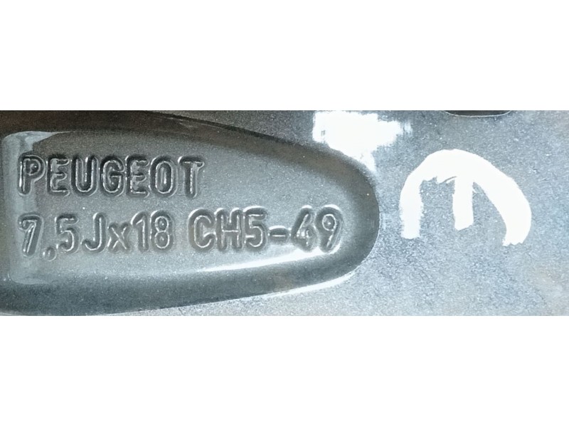 Recambio de llanta para peugeot 3008 ii suv (mc_, mr_, mj_, m4_) 1.5 bluehdi 130 referencia OEM IAM   
