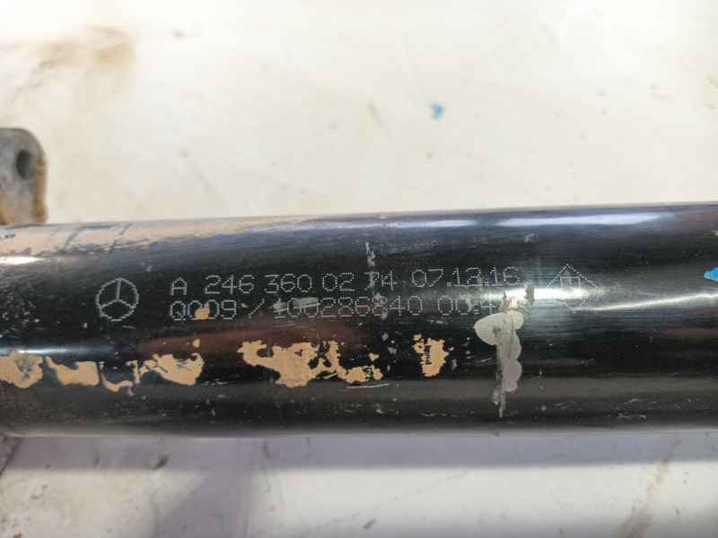 Recambio de transmision delantera derecha para mercedes-benz clase a (w176) a 200 cdi / d (176.008) referencia OEM IAM 246330240