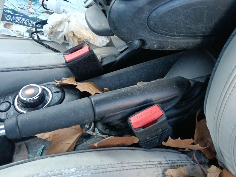 Recambio de enganche cinturon delantero derecho para mini mini descapotable (f57) cooper referencia OEM IAM   