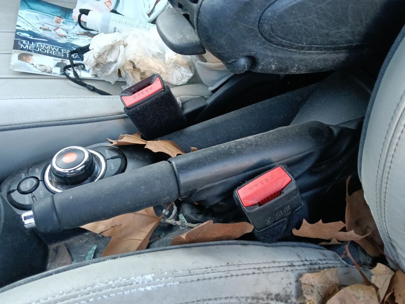 Recambio de enganche cinturon delantero izquierdo para mini mini descapotable (f57) cooper referencia OEM IAM   