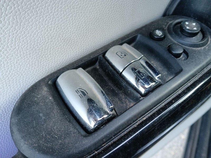 Recambio de mando elevalunas trasero derecho para mini mini descapotable (f57) cooper referencia OEM IAM   