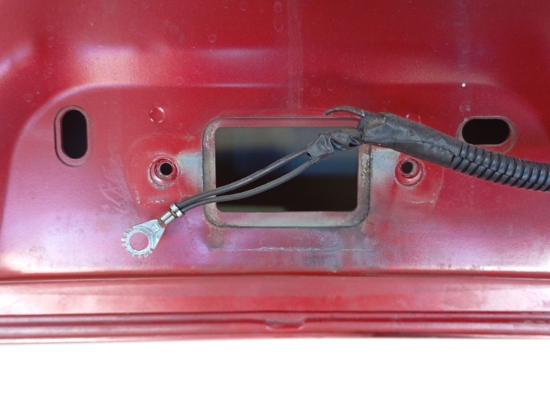 Recambio de porton trasero para chrysler sebring (js) 2.0 crd referencia OEM IAM   