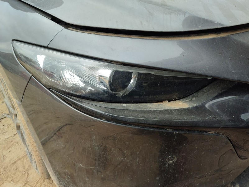 Recambio de faro derecho para mazda 3 hatchback (bp) 2.0 skyactiv-g m hybrid referencia OEM IAM   